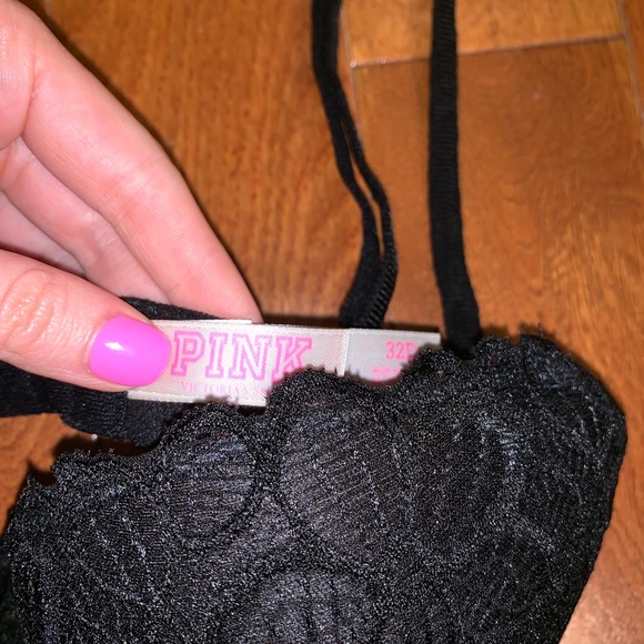 VS Lacy push-up bra - Picture 2 of 3